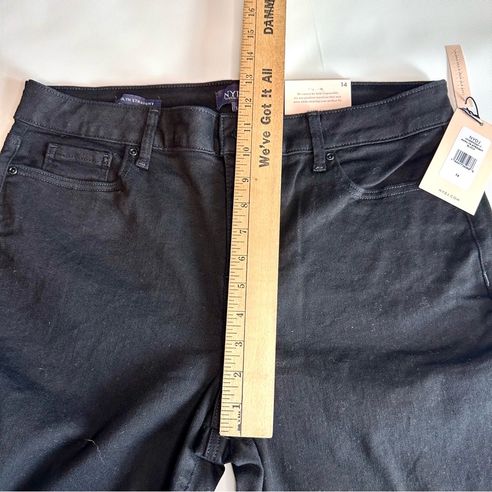 NYDJ Marilyn Straight Leg Lift x Tuck Black stretch jeans Size 14 NWT - Picture 4 of 10